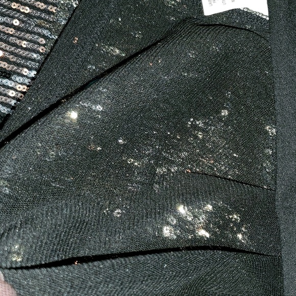 Women's top - Picture 4 of 5